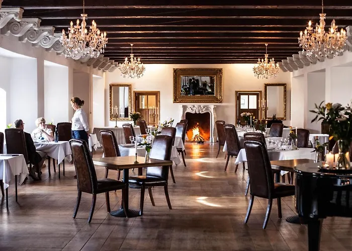 Skrøbelev Gods Manor House 4*