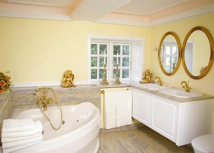 Skrobelev Gods Manor House 4*