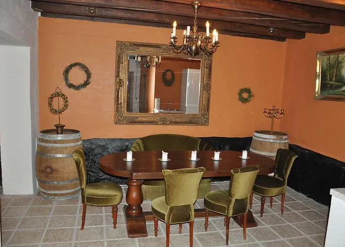Skrøbelev Gods Manor House Hotel 4*